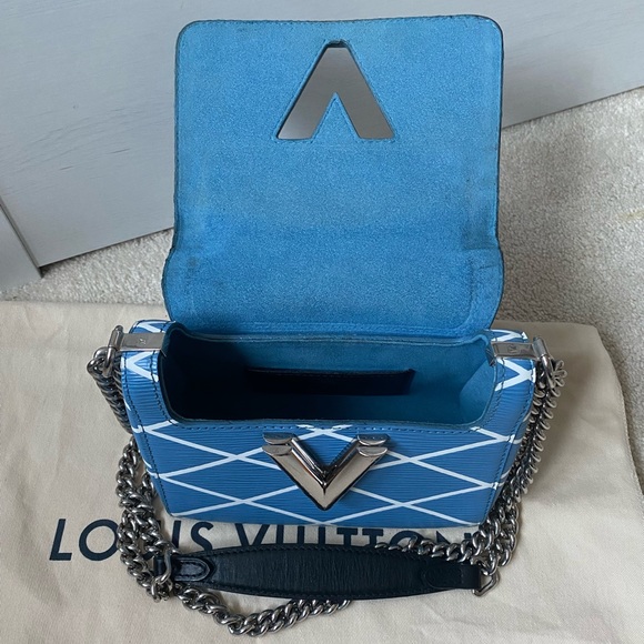 **LOUIS VUITTON TWIST PM BAG** - Picture 9 of 15